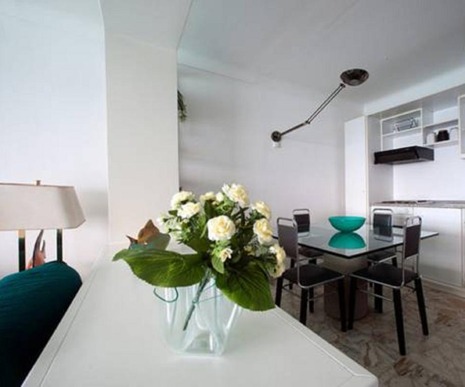 Flat Rossi Apartamento Menton Quarto foto